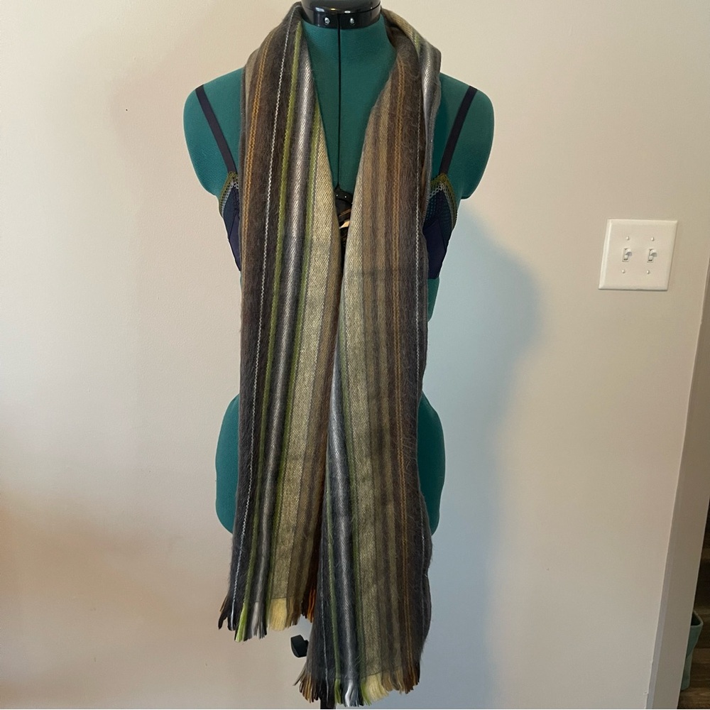 Shupaca Scandi Style wool Scarf